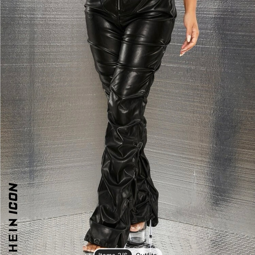 Zip up ruched patent leather pants
